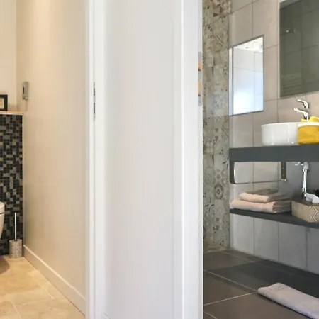 Hostcare - Domaine Des Pierres Blanches