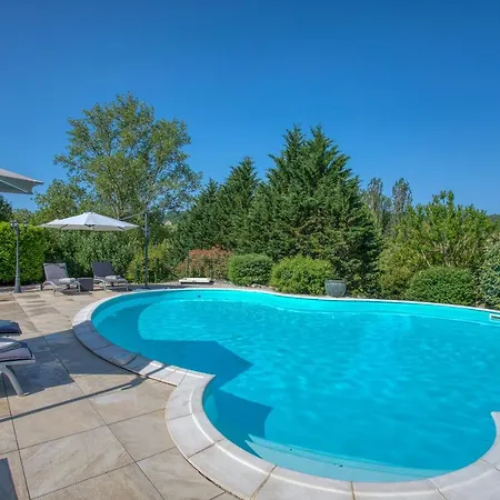 Domaine Des Pierres Blanches - D'hotes Bed & Breakfast *