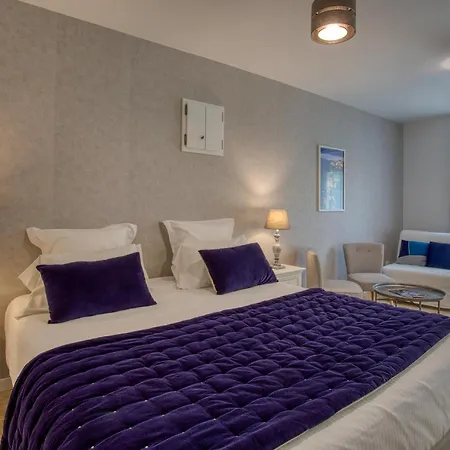 Bed & Breakfast Domaine Des Pierres Blanches - D'hotes