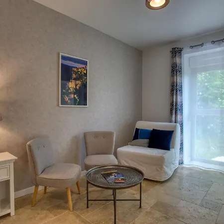 Holiday home Hostcare - Domaine Des Pierres Blanches Carlux