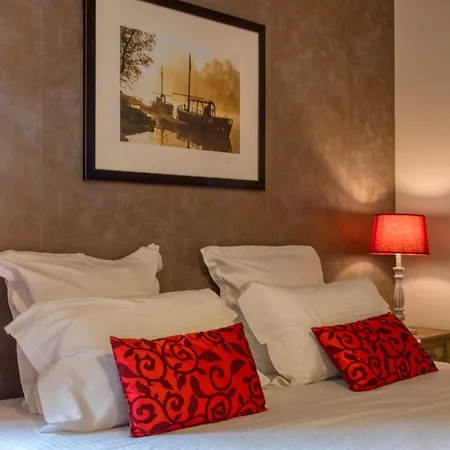 Hostcare - Domaine Des Pierres Blanches Holiday home *